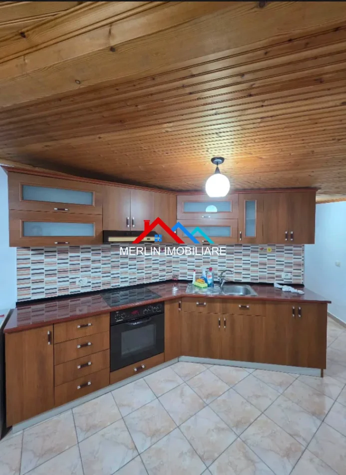 Tirane, jepet me qera apartament 1+1+Ballkon Kati 11, 70 m² 425 € (DON BOSKO)