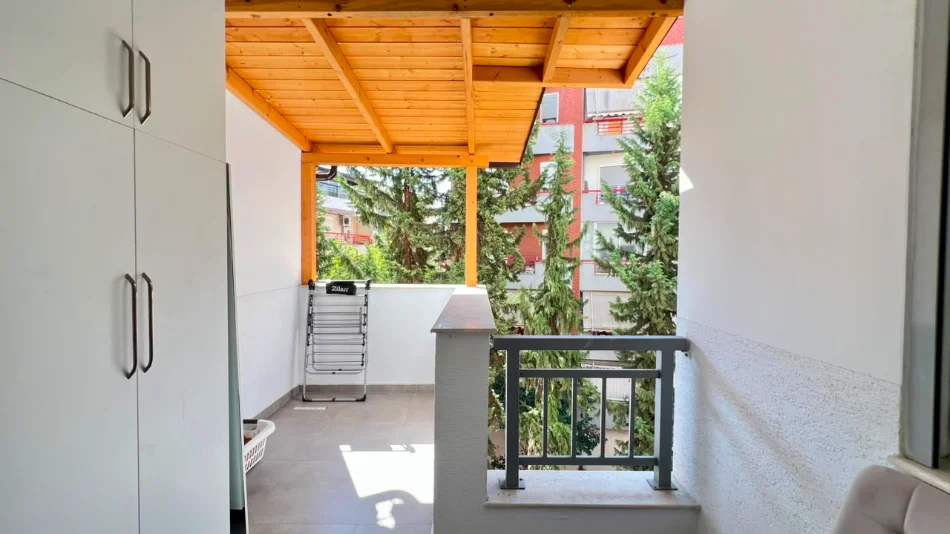 🏠Me Qera: 1+1 +1 Verande 📍Kopshti Zologjik - 60,000 Leke/Muaj - K.2 - 70m² || I Sapo Investuar - Zona Ofron Qetesi dhe Komfort⚜️