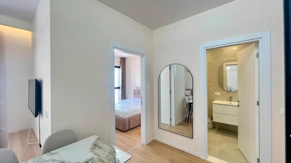🏠Me Qera: 1+1📍Bulevardi I Ri (Rr.Jordan Misja - Kompleksi Ndregjoni)- 60,000 Leke/Muaj - Pallat V.2026 - Kt.4 - Sp.75m² - (E Pa Banuar 100% e re)🔥