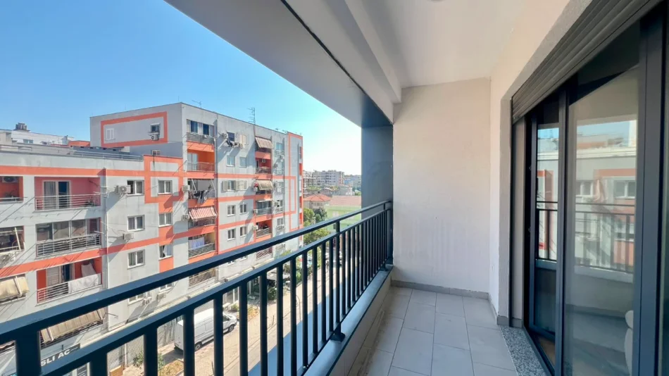 🏠Me Qera: 1+1📍Bulevardi I Ri (Rr.Jordan Misja - Kompleksi Ndregjoni)- 60,000 Leke/Muaj - Pallat V.2026 - Kt.4 - Sp.75m² - (E Pa Banuar 100% e re)🔥