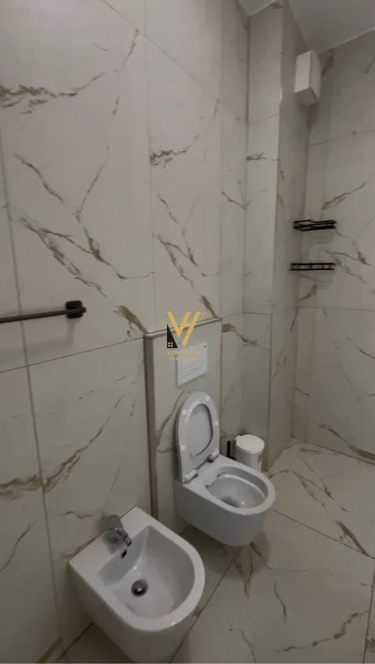 Tirane, jepet me qera apartament 1+1+Ballkon Kati 2, 79 m² 620 € (SAUK)