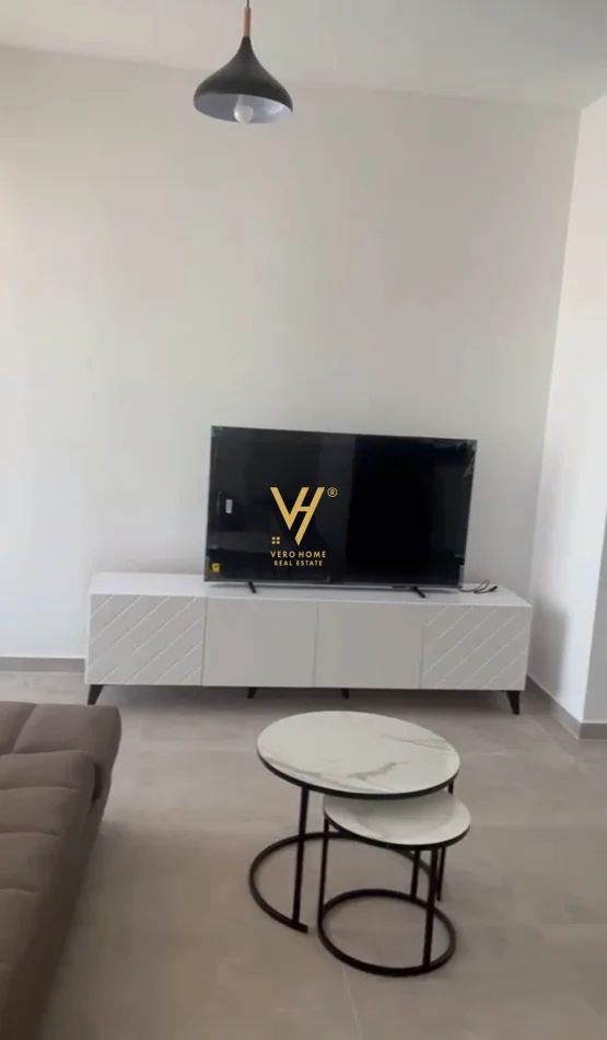 Tirane, jepet me qera apartament 1+1+Ballkon Kati 4, 75 m² 470 € (SHESHI SHQIPONJA)
