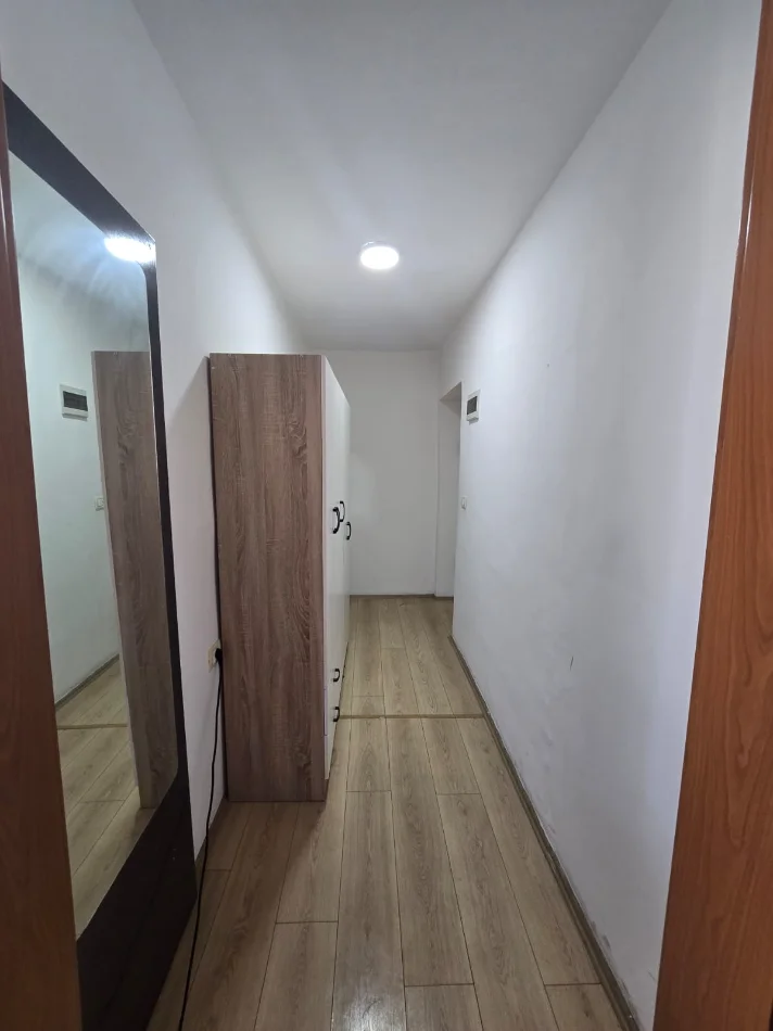 Tirane, jepet me qera garsonier 1+1+Ballkon Kati 4, 38 m² 440 € (21 Dhjetori)