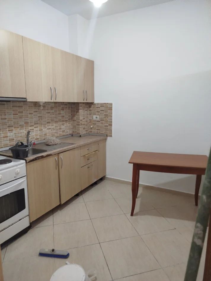 Tirane, shitet apartament 2+1 Kati 2, 88 m² (Sotir Caci)