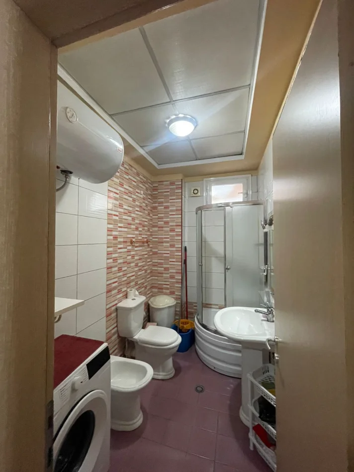 Tirane, jepet me qera apartament 1+1 Kati 4, 72 m² (rruga dritan hoxha)