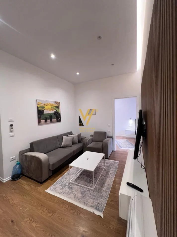 Tirane, jepet me qera apartament 2+1+Ballkon Kati 2, 75 m² 770 € (RRUGA E DURRESIT)