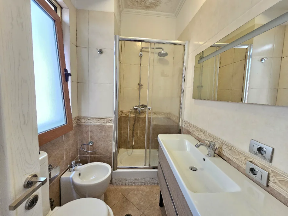 Tirane, shitet apartament 2+1+Ballkon Kati 7, 152 m² 410.000 € (Myslym Shyri)