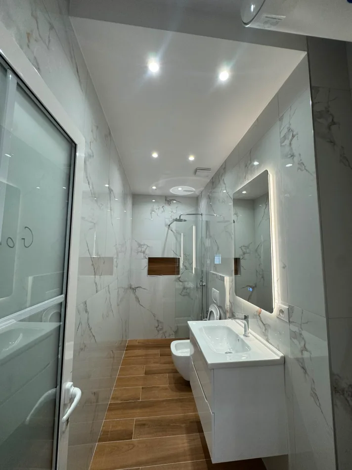 Tirane, shitet apartament 2+1 Kati 4, 64 m² 168.000 € (Selvia)