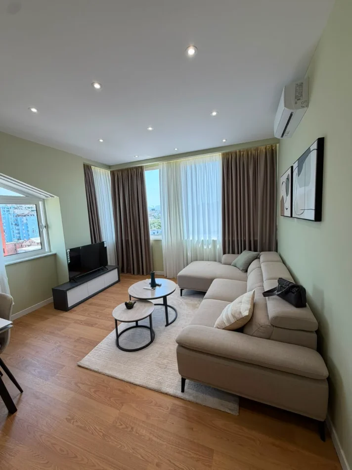 Tirane, shitet apartament 2+1 Kati 10, 70 m² 225.000 € (myslym shyr)