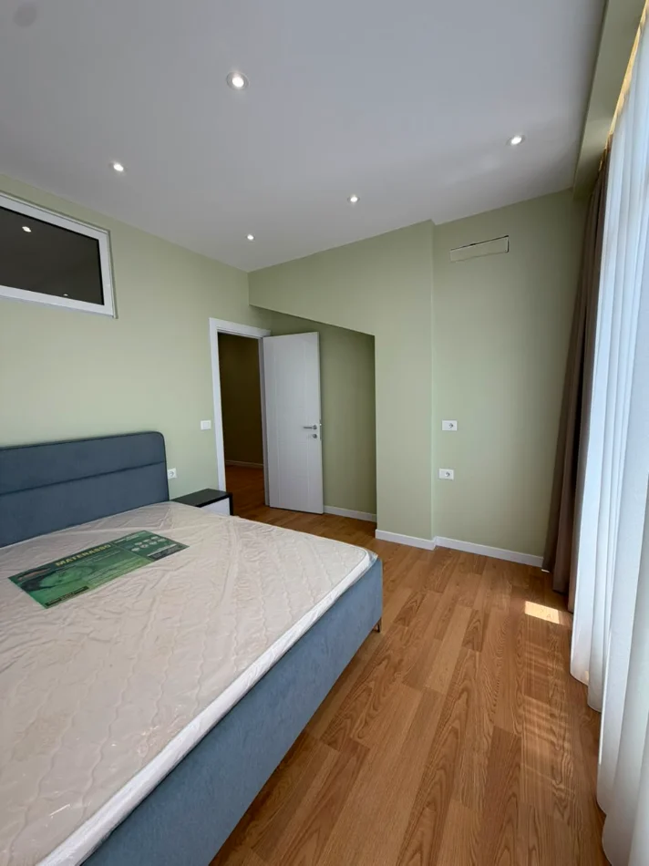 Tirane, shitet apartament 2+1 Kati 10, 70 m² 225.000 € (myslym shyr)