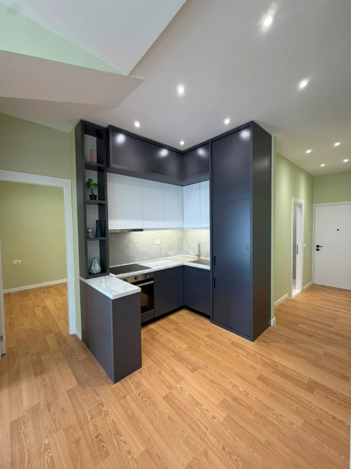 Tirane, shitet apartament 2+1 Kati 10, 70 m² 225.000 € (myslym shyr)
