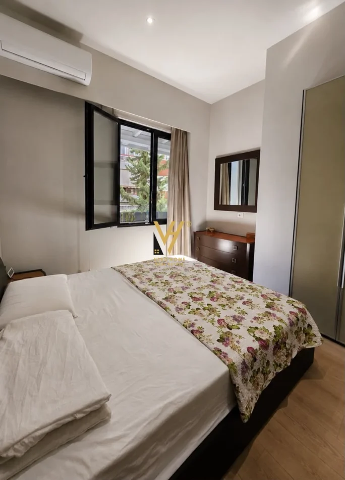 Tirane, shitet apartament 3+1+Ballkon Kati 1, 150 m² 300.000 € (RESIDENCA BETA)