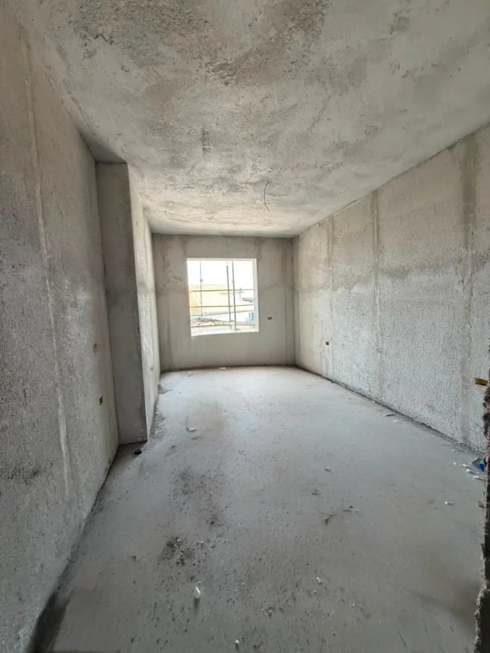 Tirane, shitet apartament 2+1+Aneks+Ballkon Kati 2, 102 m² 97.500 € (Paskuqan)