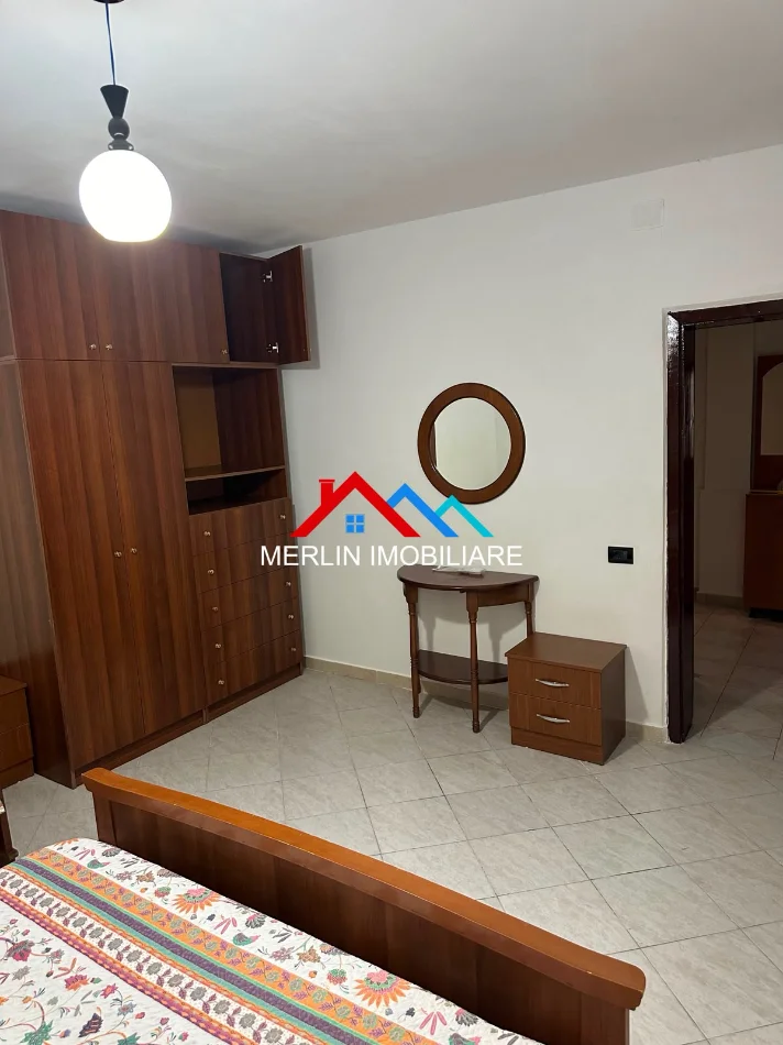 Tirane, jepet me qera apartament 1+1+Ballkon Kati 1, 75 m² 530 € (RRUGA DHIMITER SHUTERIQI,KOMUNA E PARISIT)