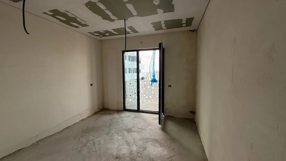 Tirane, shitet apartament 2+1+Ballkon Kati 12, 108 m² 279.240 € (Corner Residence Rruga e Kavajes)