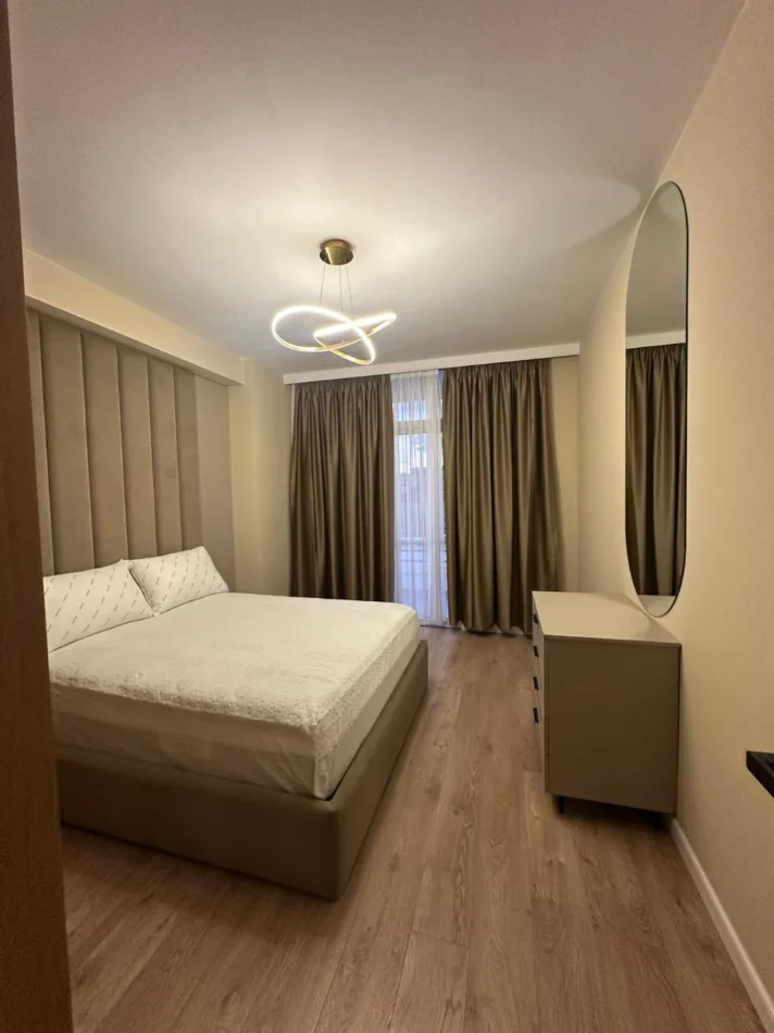 Tirane, shitet apartament 3+1 Kati 1, 190.000 € (Astir)