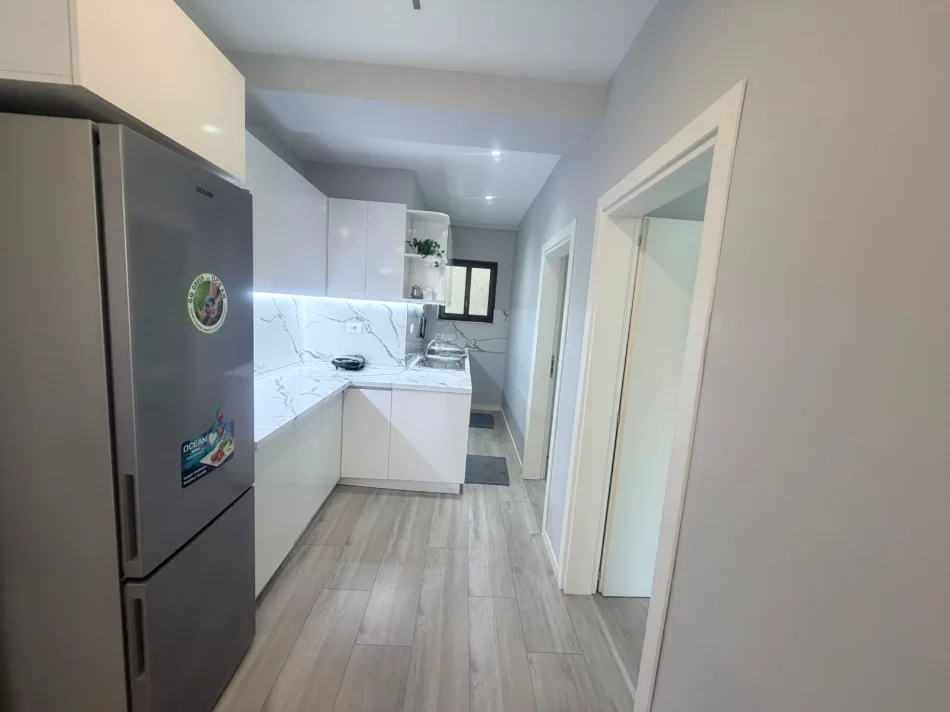 Tirane, shes apartament 2+1 Kati 5, 90 m² 268.000 € (Rruga Frosina Plaku)