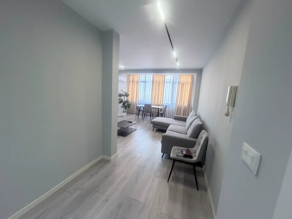 Tirane, shes apartament 2+1 Kati 5, 90 m² 268.000 € (Rruga Frosina Plaku)