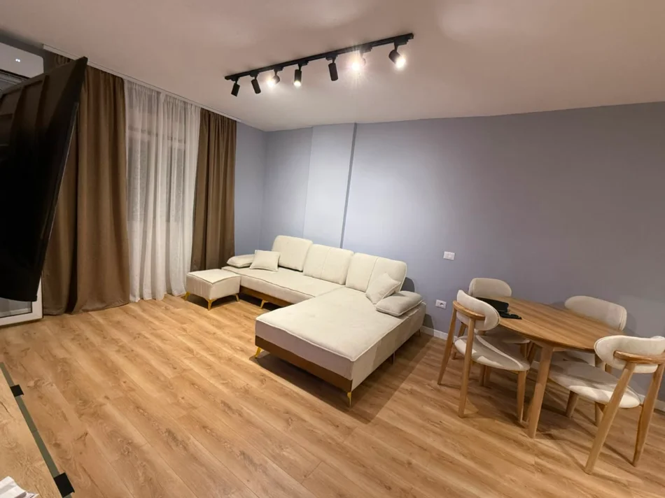 Durres, shitet apartament 1+1 Kati 5, 77 m² 120.000 € (Plazh)