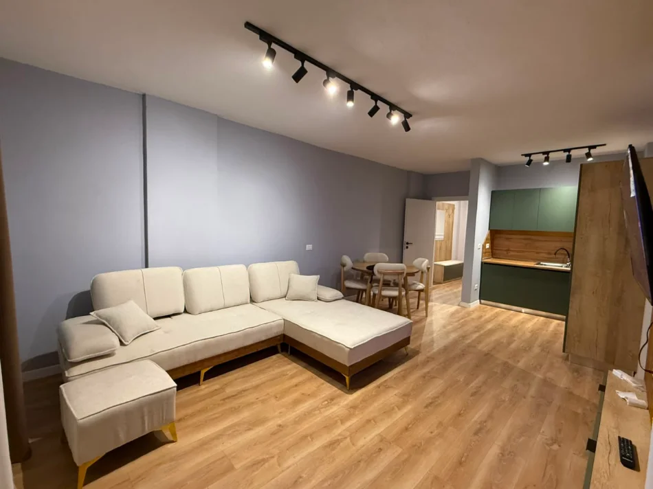Durres, shitet apartament 1+1 Kati 5, 77 m² 120.000 € (Plazh)