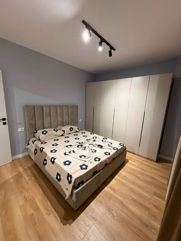 Durres, shitet apartament 1+1 Kati 5, 77 m² 120.000 € (Plazh)