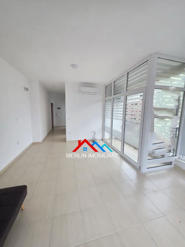 Tirane, jepet me qera ambjent biznesi Kati 3, 60 m² 471 € (RRUGA JORDAN MISJA)