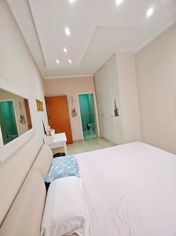 Tirane, shitet apartament 3+1 , 150.000 € (Yzberisht)