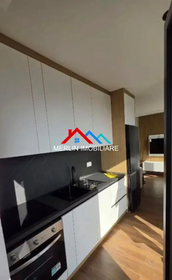 Tirane, jepet me qera apartament 1+1+Ballkon Kati 7, 60 m² 590 € (RRUGA E DIBRES)