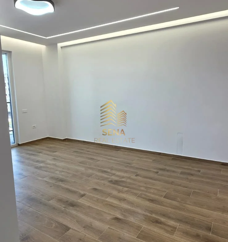 Tirane, shitet apartament 2+1+Ballkon Kati 6, 99 m² 150.000 € (Paskuqan)