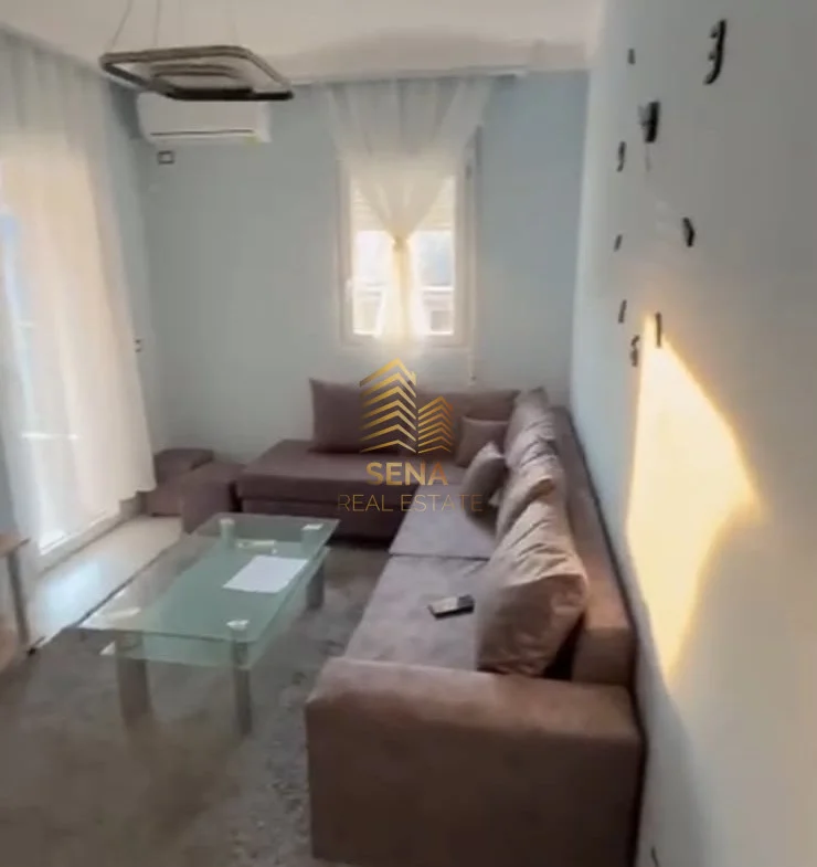 Tirane, jepet me qera apartament 1+1+Ballkon Kati 1, 66 m² 130.000 € (5 Maji)