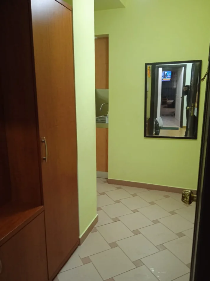 Tirane, jepet me qera apartament 1+1 , 7 m² 650 €