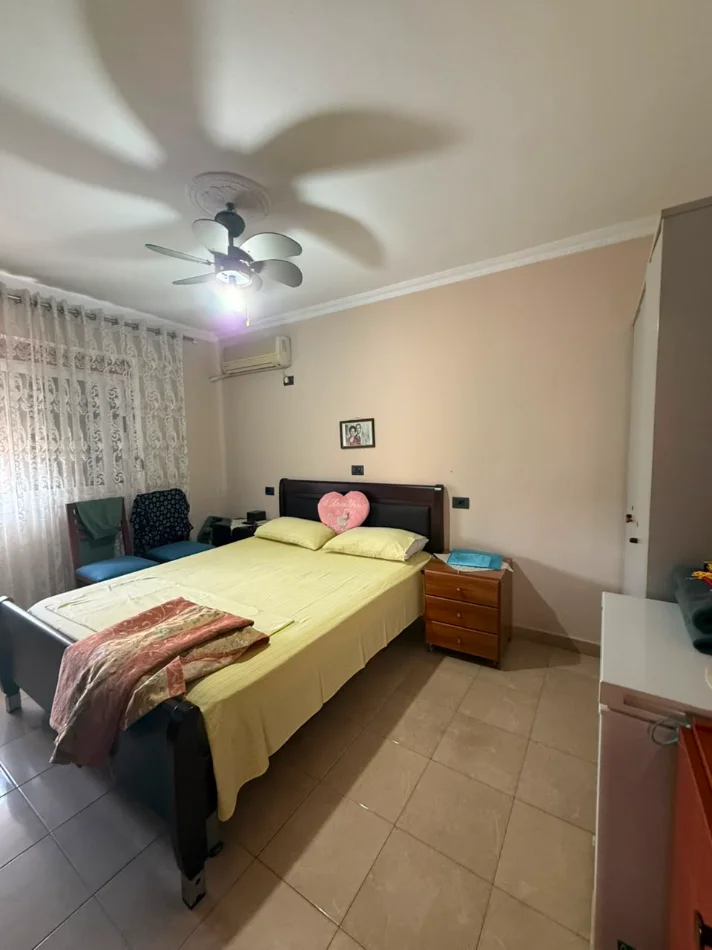 Tirane, jepet me qera apartament 1+1 Kati 5, 65.000 LEKE (RRUGA E DURRESIT)