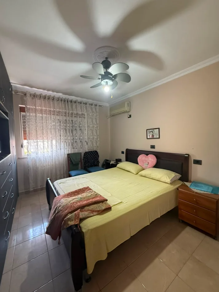 Tirane, jepet me qera apartament 1+1 Kati 5, 65.000 LEKE (RRUGA E DURRESIT)