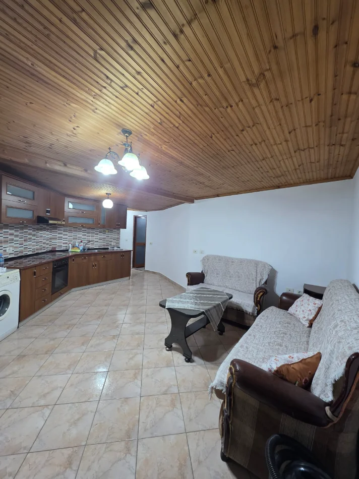 Tirane, jepet me qera apartament 1+1 Kati 11, 40.000 LEKE (DON BOSKO)