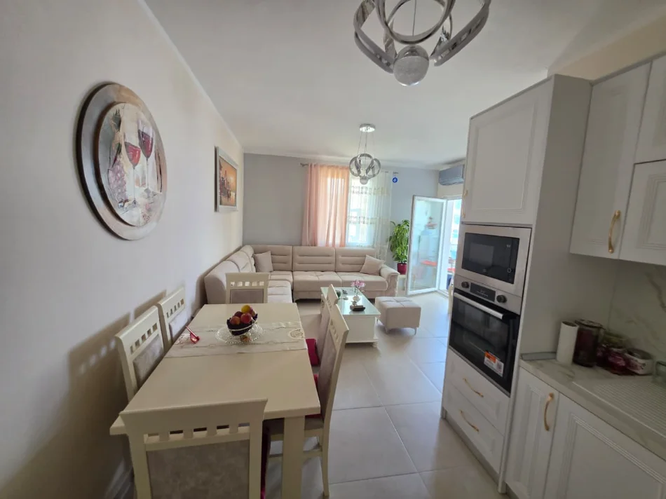 Golem, shes apartament 1+1 Kati 2, 58 m² 115.000 € (RRUGA E PLAZHIT)