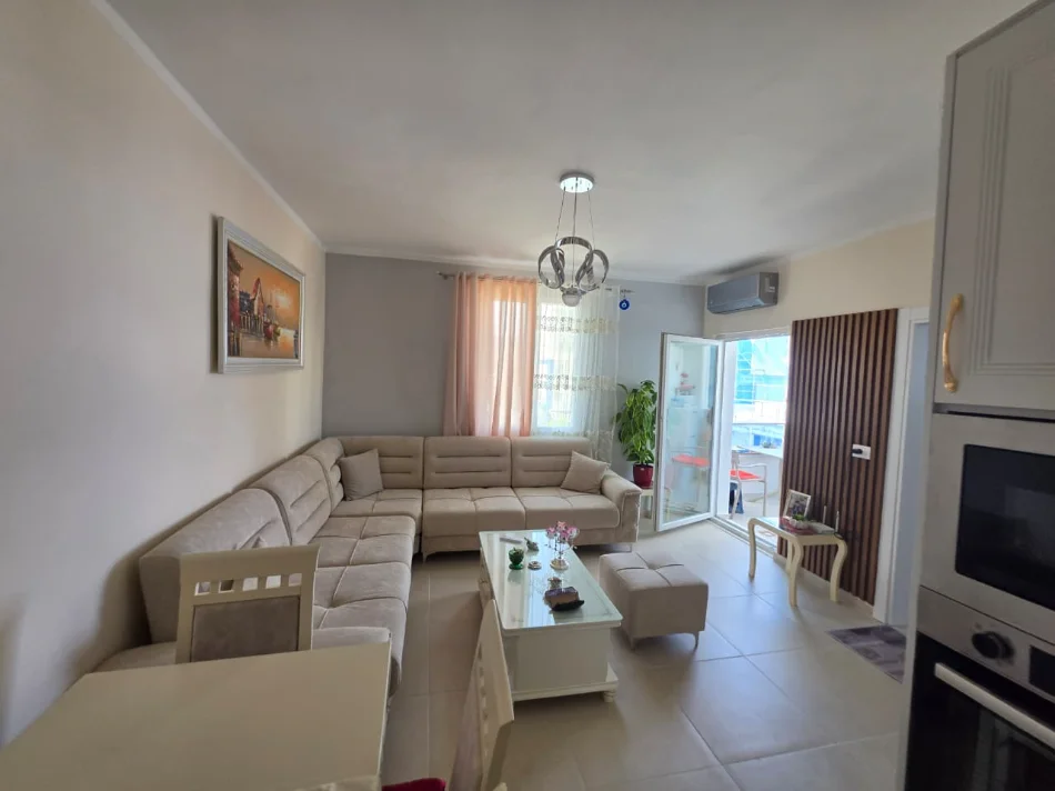 Golem, shes apartament 1+1 Kati 2, 58 m² 115.000 € (RRUGA E PLAZHIT)