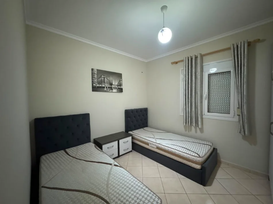 Kodra e Diellit, Japim me Qira Apartament 1+1 400 mije leke