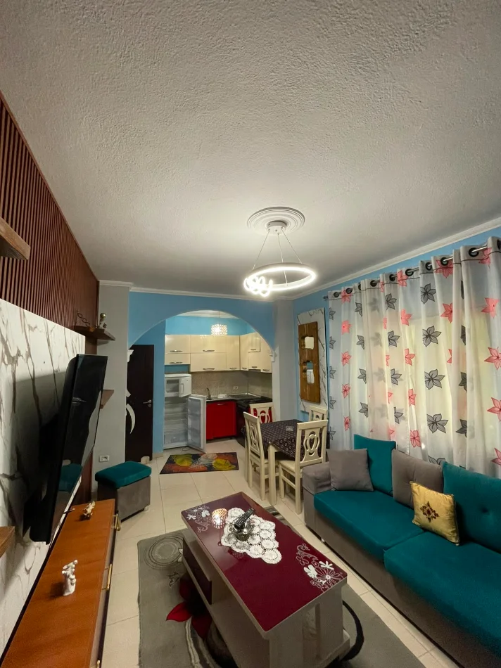 Tirane, jepet me qera apartament 2+1+Aneks+Ballkon Kati 1, 100 m² 400 € (don bosko)