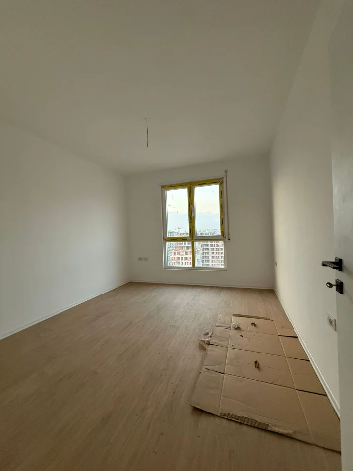 Tirane, shitet apartament 1+1+Ballkon Kati 10, 64 m² 120.000 € (5 Maji)