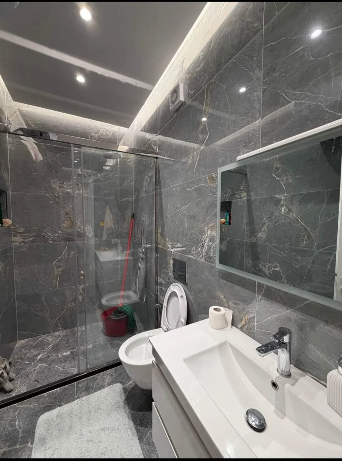 Tirane, jepet me qera apartament 1+1+Ballkon Kati 9, 60 m² 730 € (Zogu i Zi)
