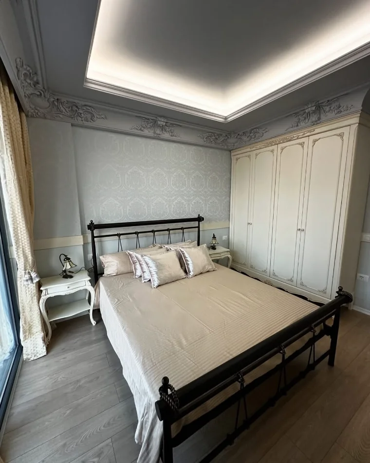 Tirane, jepet me qera apartament 1+1+Ballkon Kati 7, 60 m² 650 €