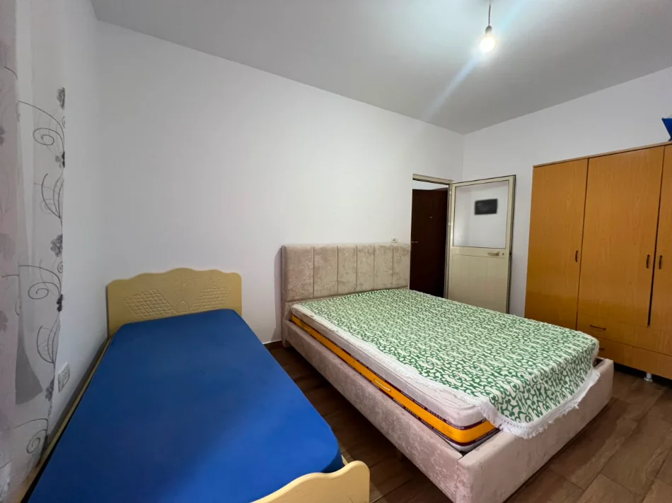 Tirane, jepet me qera apartament 1+1 Kati 0, 430 € (Zogu i Zi)