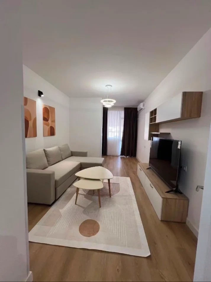 Tirane, jepet me qera apartament 1+1+Ballkon Kati 6, 75 m² 650 € (Myslym Shyri)