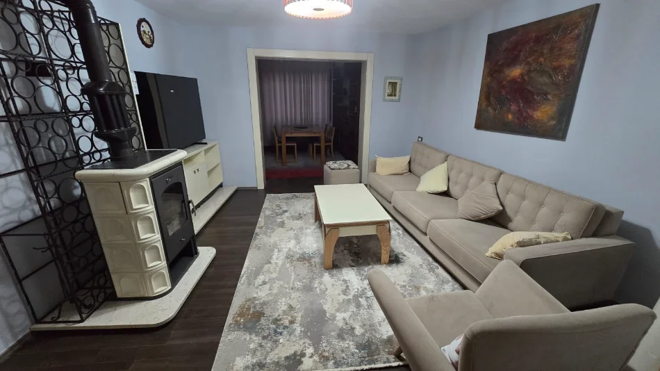 Tirane, jepet me qera apartament 3+1+Aneks+Ballkon Kati 6, 125 m² 900 € (rruga e durresit)