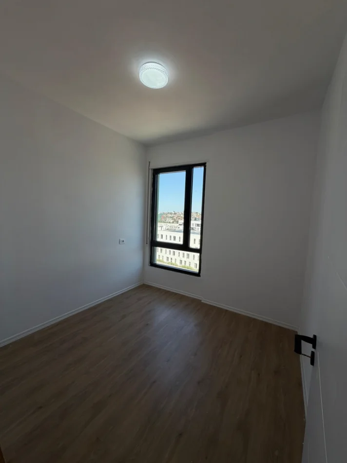 Tirane, jepet me qera apartament 3+1+Ballkon Kati 7, 125 m² 650 € (Rruga 5 Maji (Concord Center))