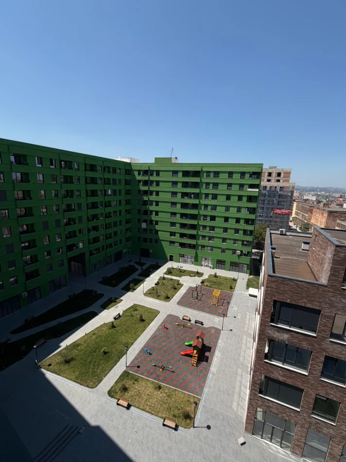 Tirane, jepet me qera apartament 3+1+Ballkon Kati 7, 125 m² 650 € (Rruga 5 Maji (Concord Center))