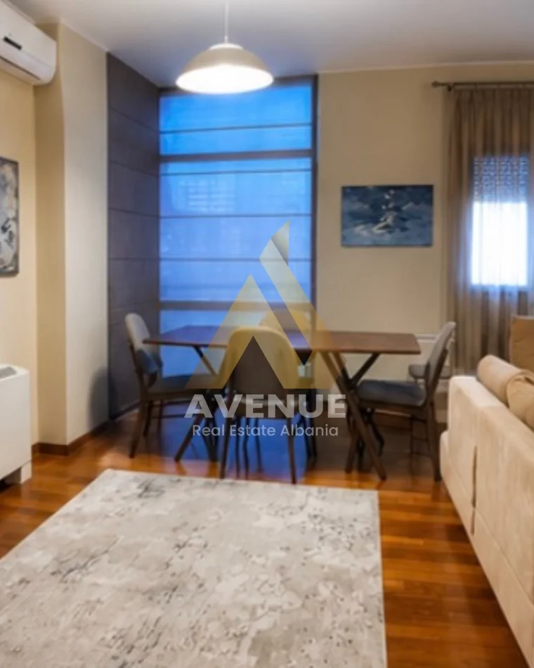Tirane, jepet me qera apartament 3+1+Aneks+Ballkon Kati 4, 164 m² 1.500 € (rruga Liman Kaba)