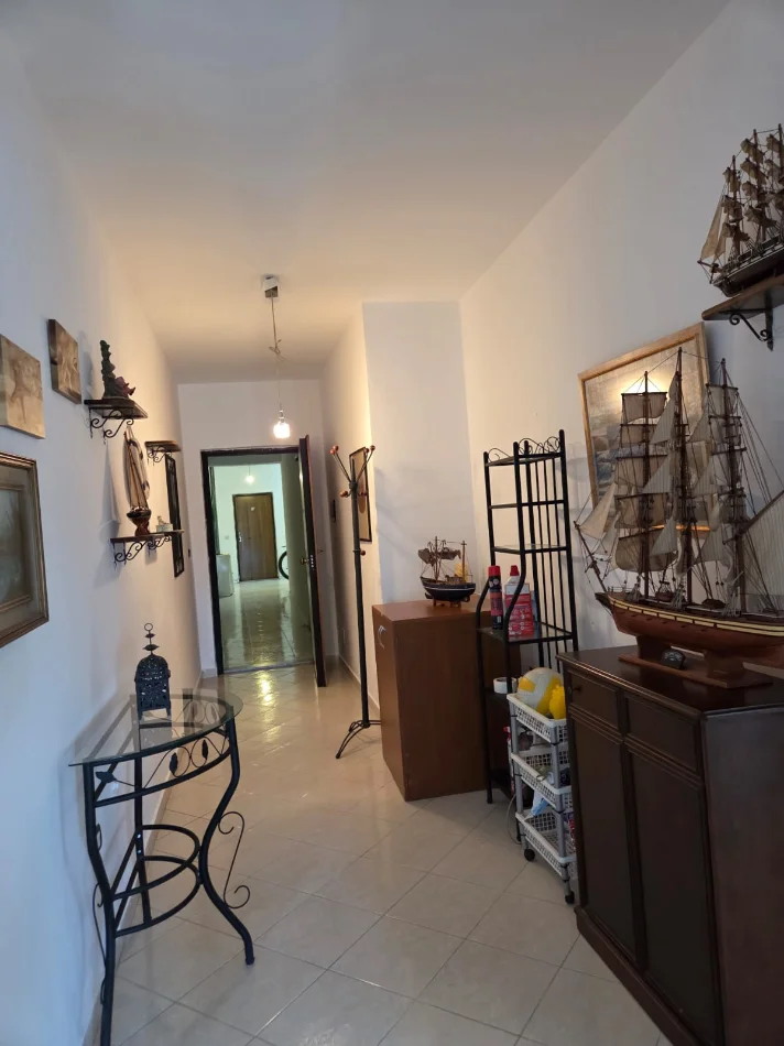 Durres, shitet apartament 3+1 Kati 6, 116 m² (Plazh)