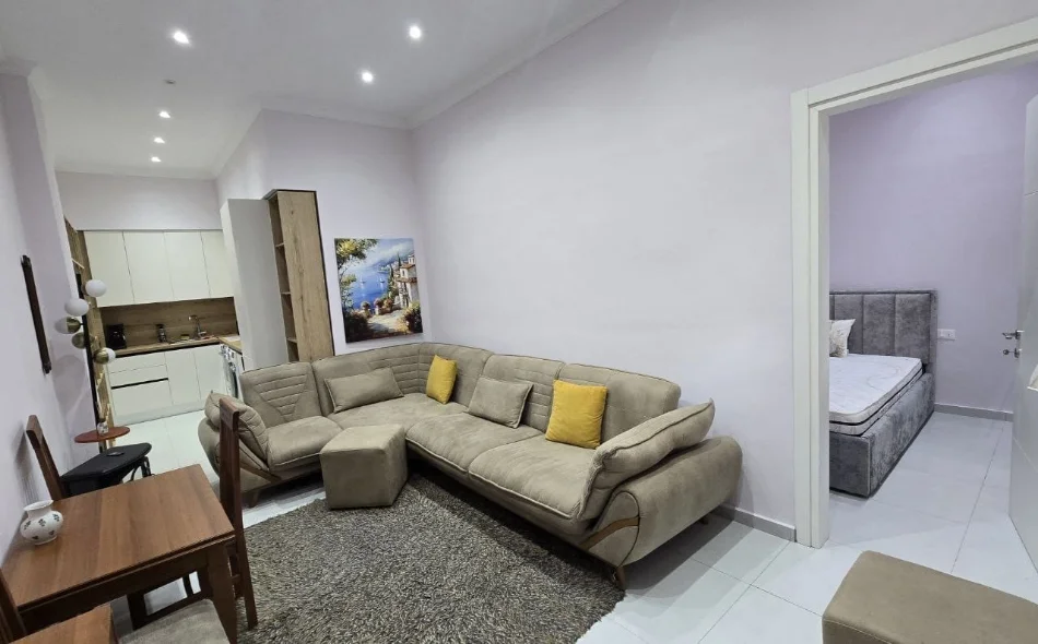 Durres, shitet apartament 1+1 Kati 1, 44 m² 65.000 € (Golem)