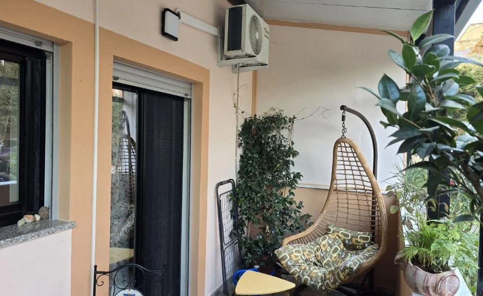 Durres, shitet apartament 1+1 Kati 1, 44 m² 65.000 € (Golem)